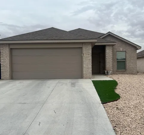 $1,525 | 2140 North Texas Avenue, Lubbock, TX 79403