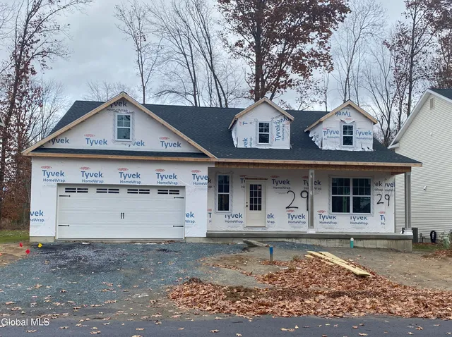 $719,980 | 29 Tamarack Street, Ballston, NY 12019