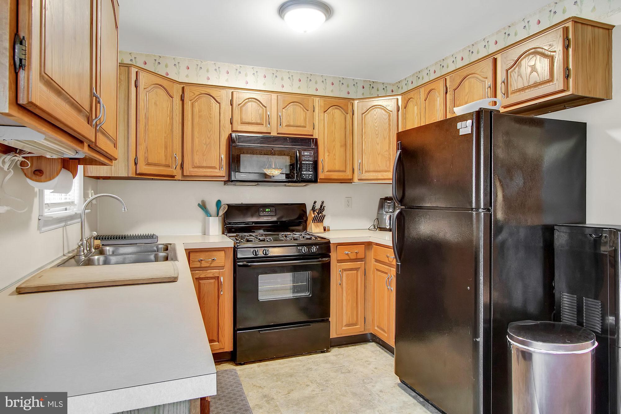 4533 Sefranka Road Temple, PA 19560 - Photo 9 of 24