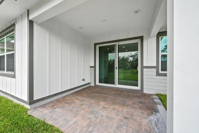 $515,000 | 1320 Wandering Willow Way, Loxahatchee, FL 33470
