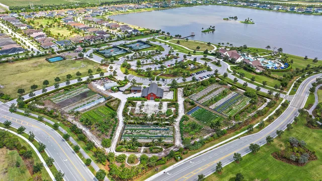 $515,000 | 1320 Wandering Willow Way, Loxahatchee, FL 33470