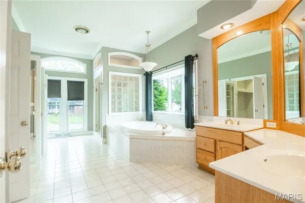 $549,900 | 2548 Stone Ridge Drive, Poplar Bluff, MO 63901