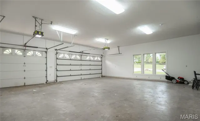 $549,900 | 2548 Stone Ridge Drive, Poplar Bluff, MO 63901