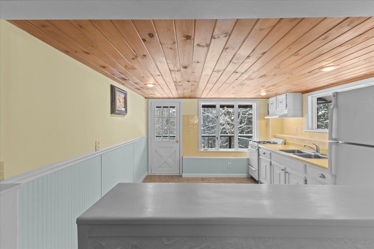 111 N Road Stowe, VT 05672 - Photo 34 of 57 Gallery Image 34