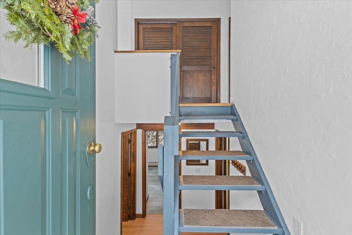 111 N Road Stowe, VT 05672 - Photo 6 of 57 Gallery Image 6