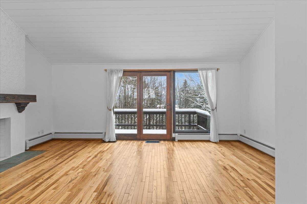 111 N Road Stowe, VT 05672 - Photo 9 of 57 Gallery Image 9