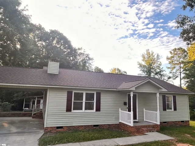 $196,000 | 115 Pine Road, Laurens, SC 29360