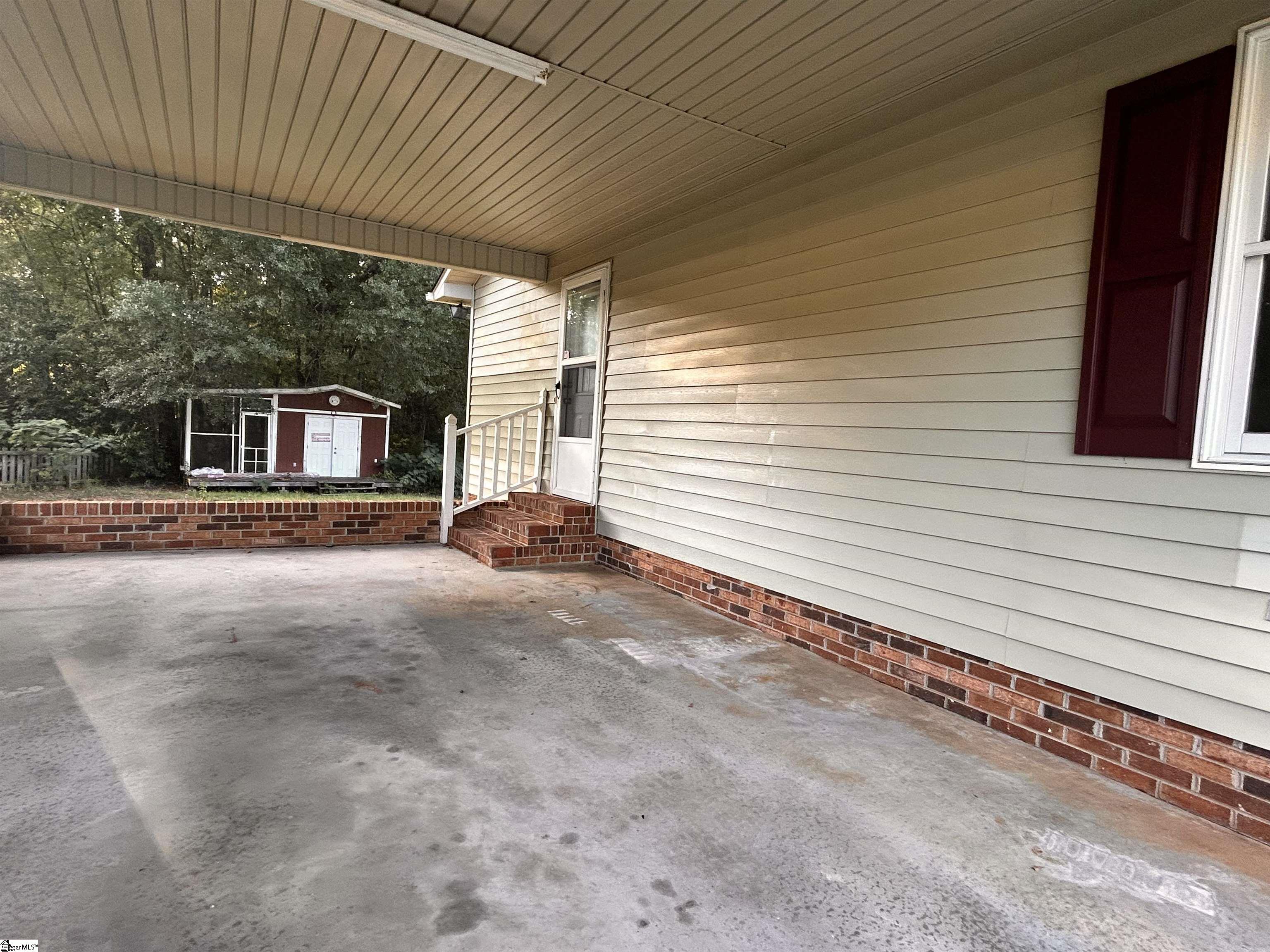 115 Pine Road Laurens, SC 29360 - Photo 5 of 19