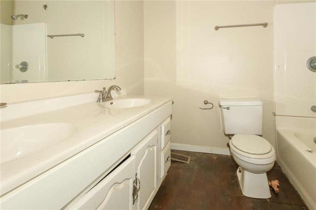 4043 Gambel Road Indianapolis, IN 46221 - Photo 14 of 22 Gallery Image 14