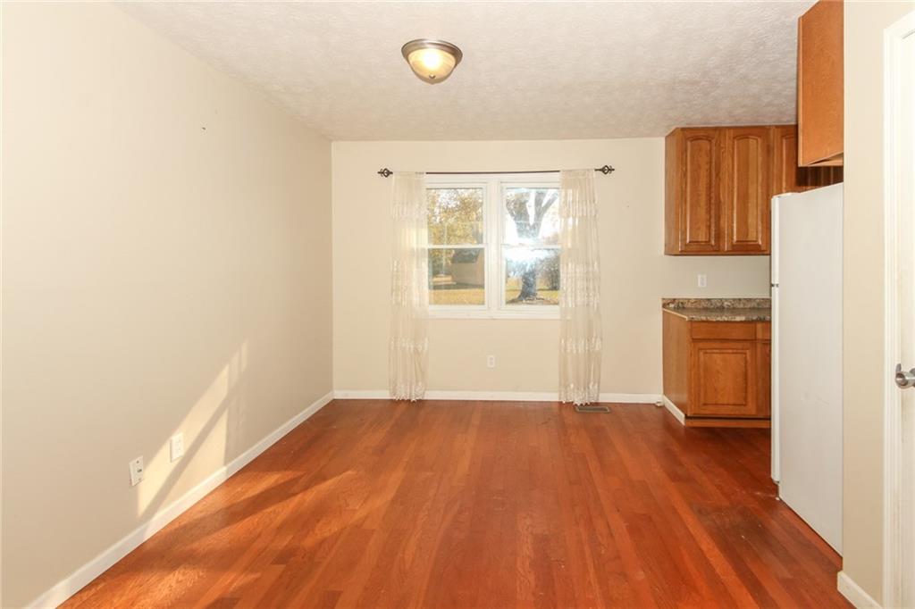 4043 Gambel Road Indianapolis, IN 46221 - Photo 4 of 22 Gallery Image 4