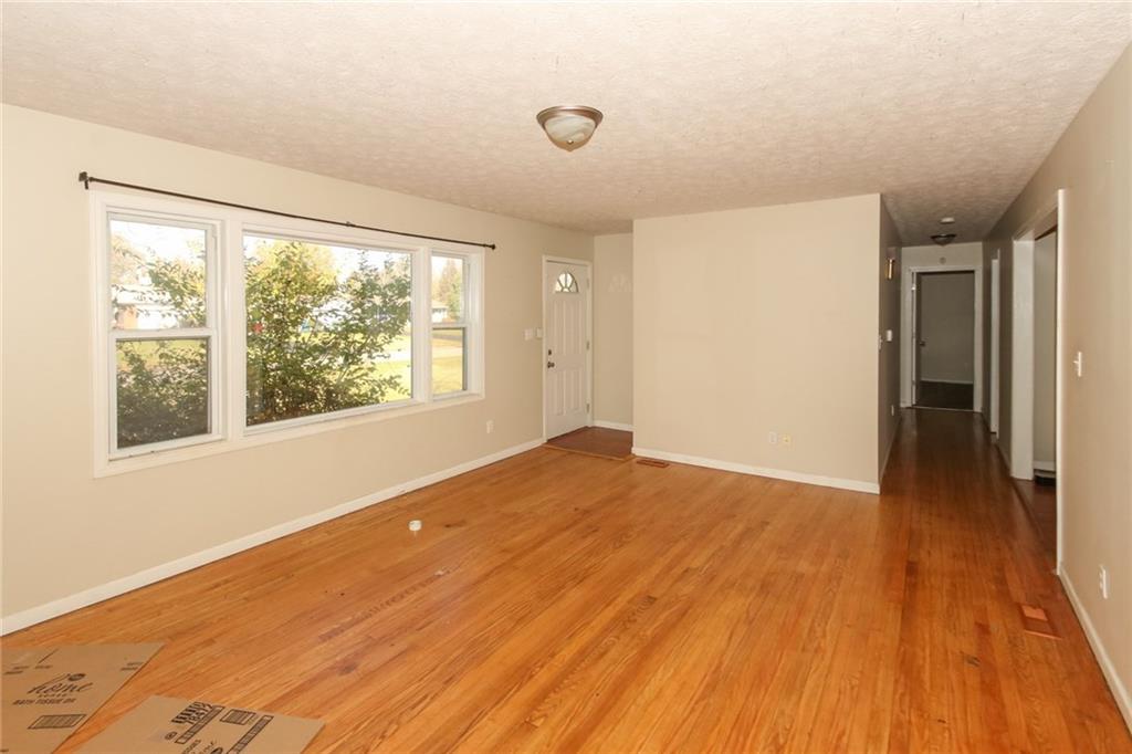 4043 Gambel Road Indianapolis, IN 46221 - Photo 6 of 22 Gallery Image 6
