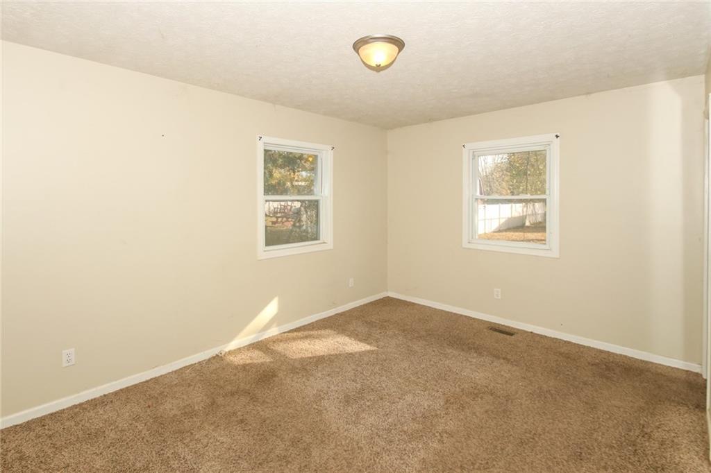 4043 Gambel Road Indianapolis, IN 46221 - Photo 7 of 22 Gallery Image 7
