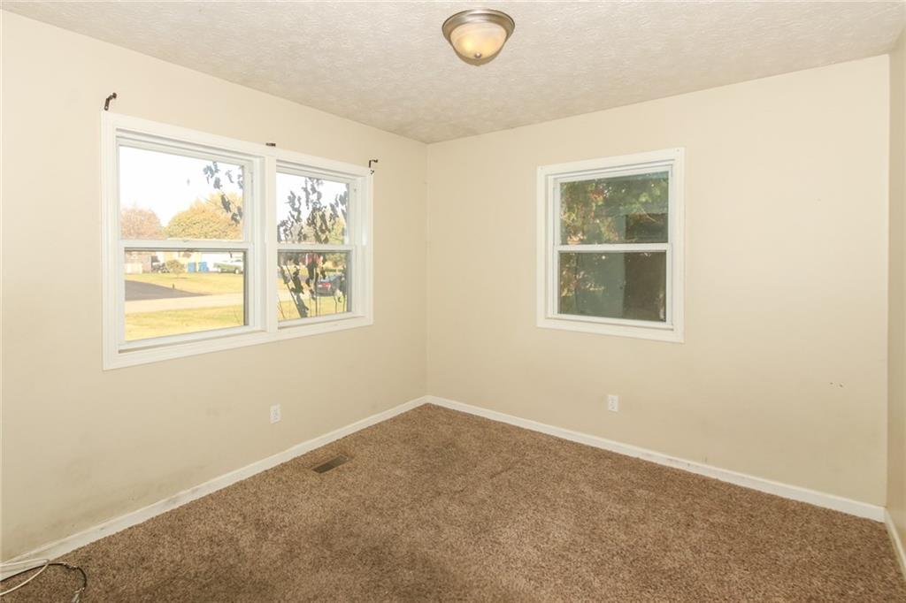 4043 Gambel Road Indianapolis, IN 46221 - Photo 10 of 22 Gallery Image 10