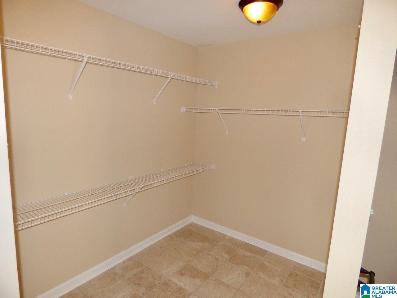 125 Lake Terrace Alabaster, AL 35007 - Photo 14 of 20