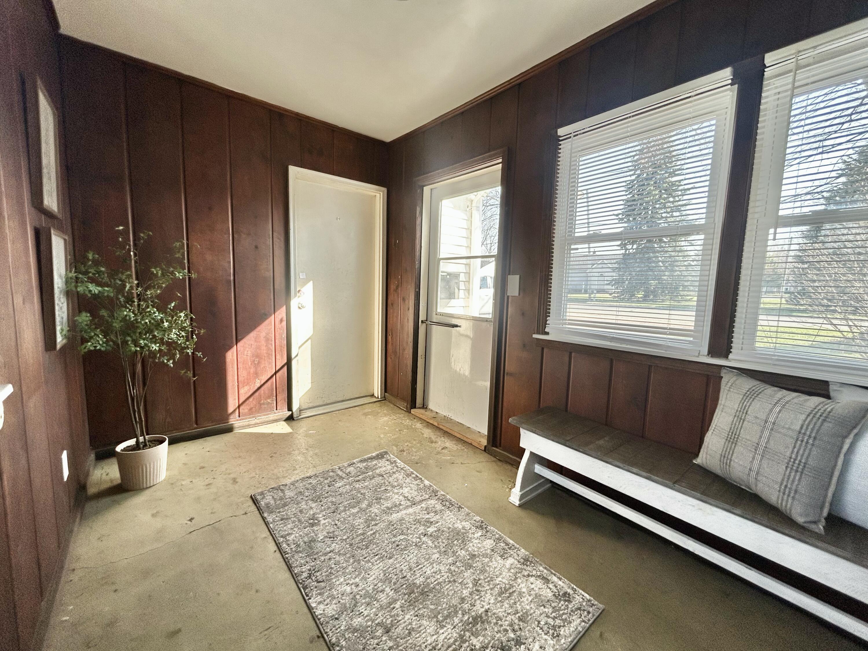 912 West Silver Lake Road Fenton, MI 48430 - Photo 13 of 25 IMG_20260407_171548