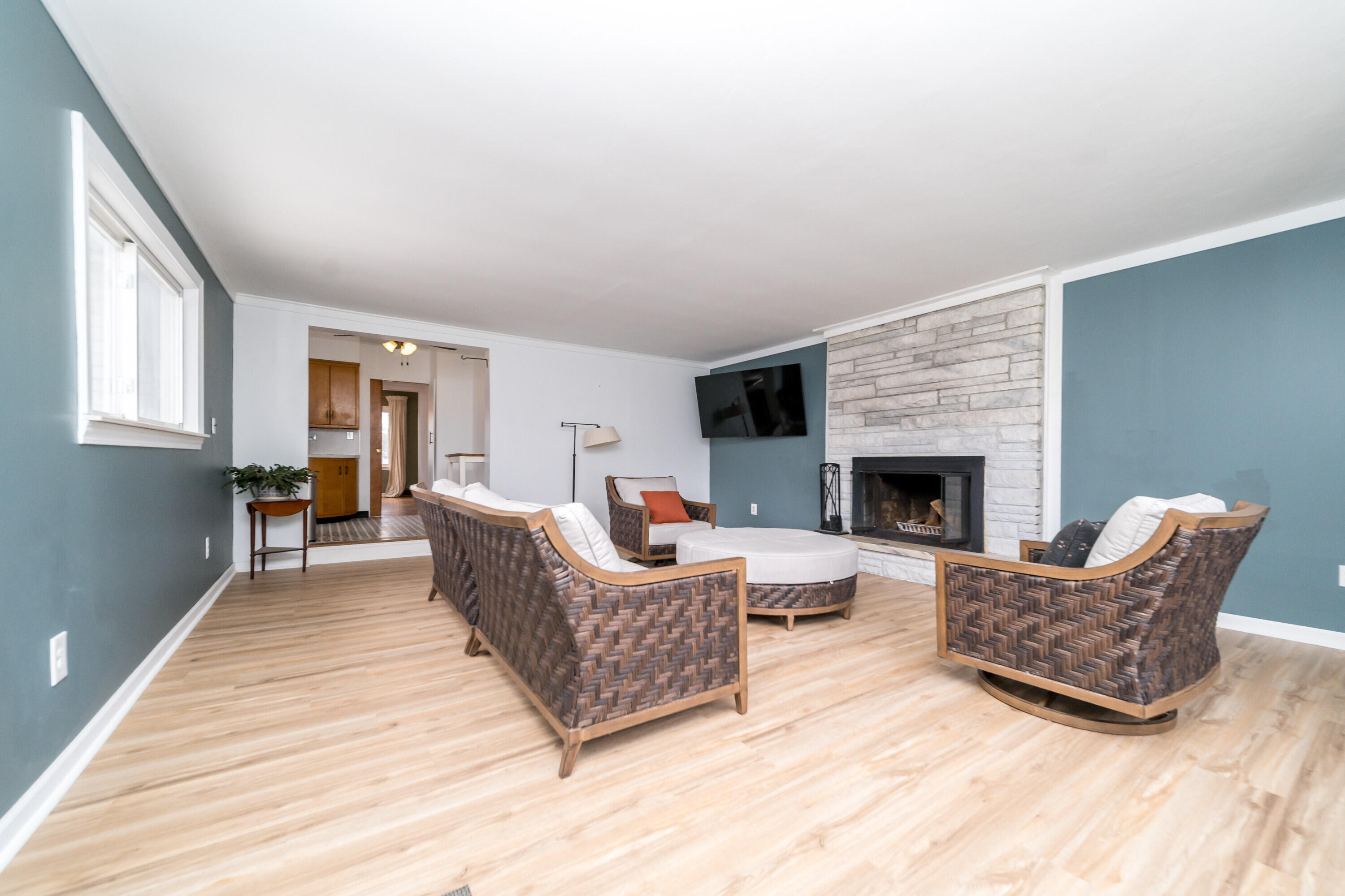 912 West Silver Lake Road Fenton, MI 48430 - Photo 6 of 25 00__7