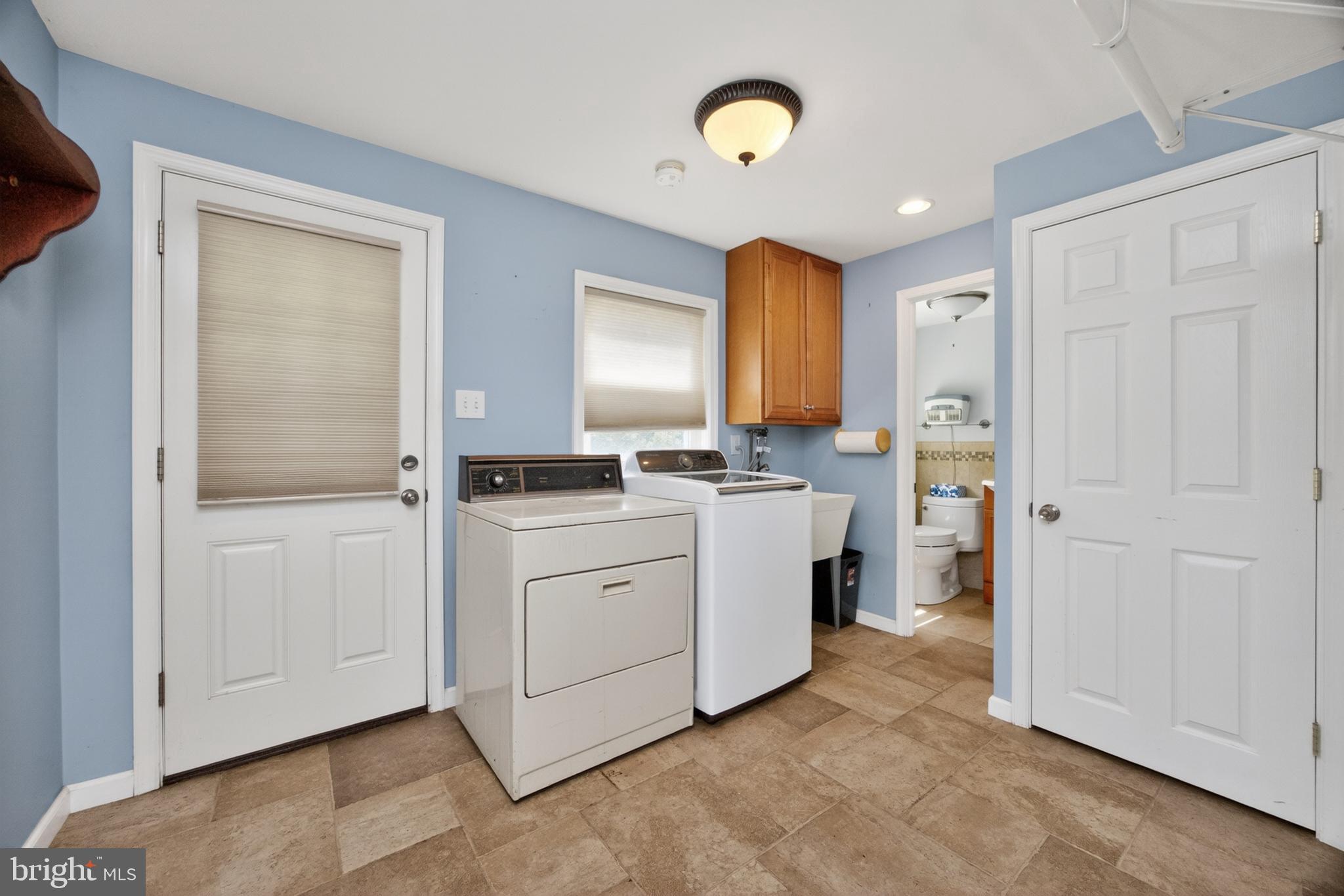 726 Claire Road Warminster, PA 18974 - Photo 22 of 36