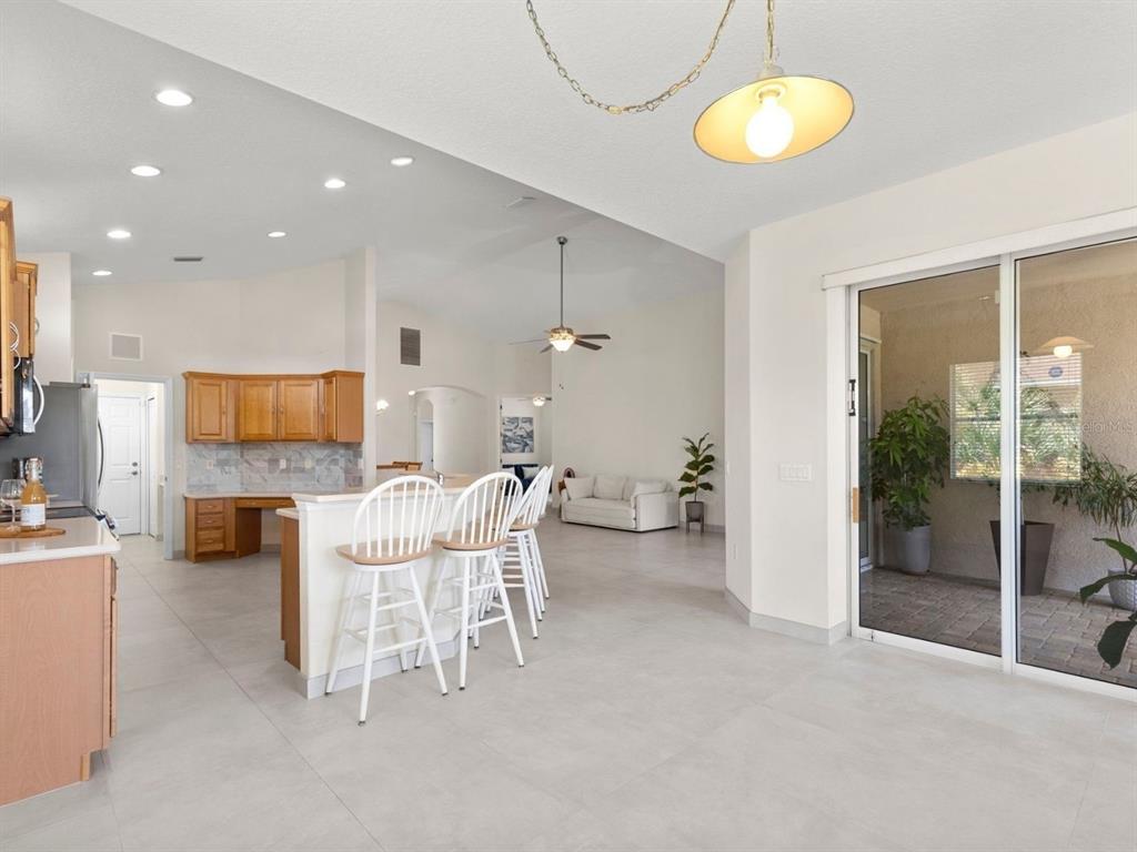 8135 Indigo Ridge Terrace Bradenton, FL 34201 - Photo 10 of 83