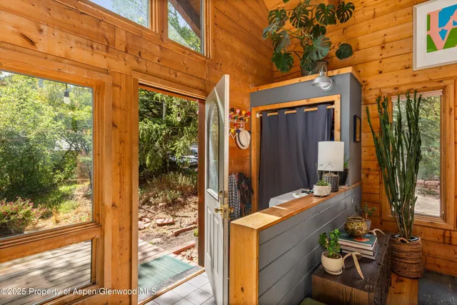 a view of an outdoor space