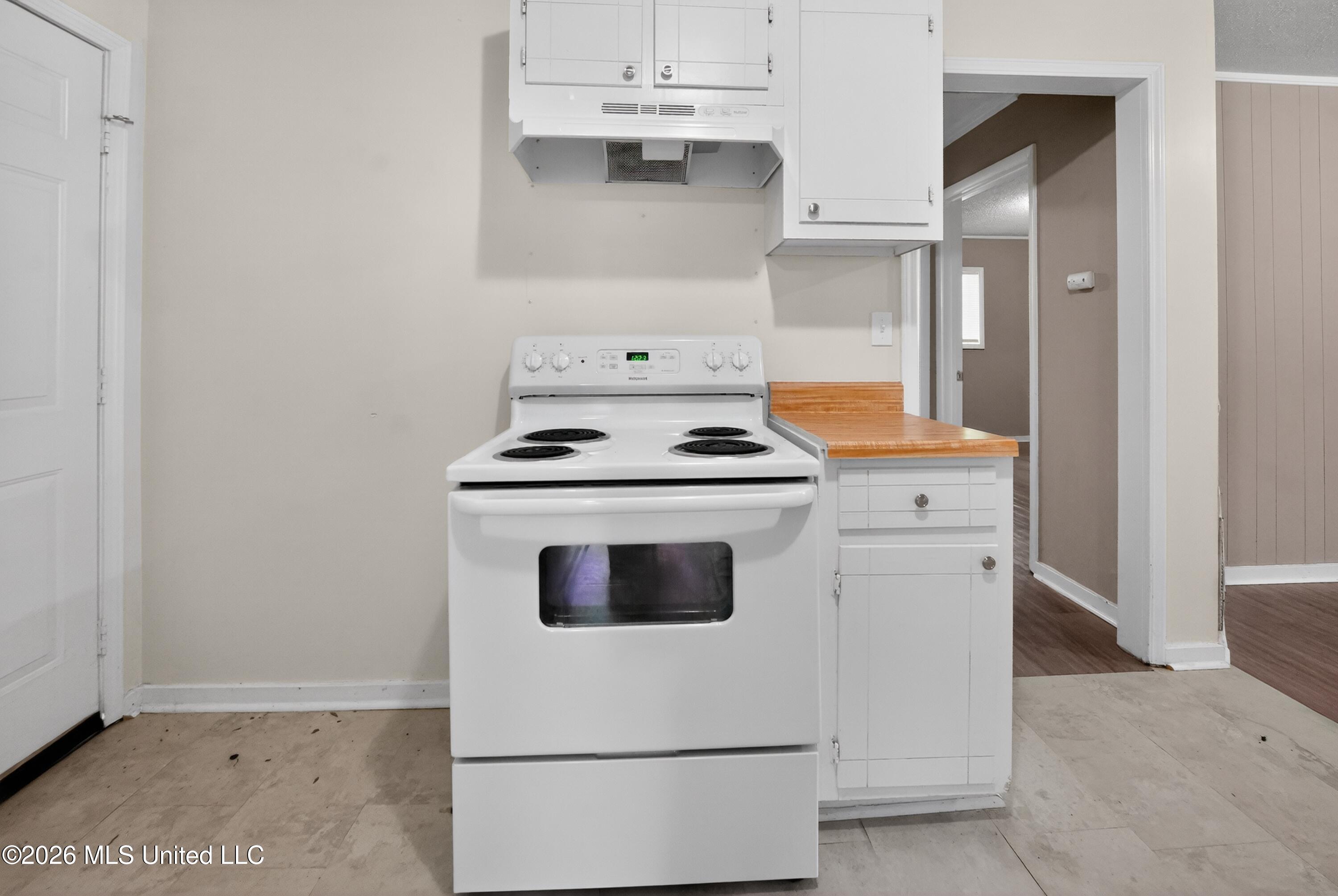 119 Martin Road Brandon, MS 39042 - Photo 21 of 26 21_119_Martin_Rd-Kitchen-6688