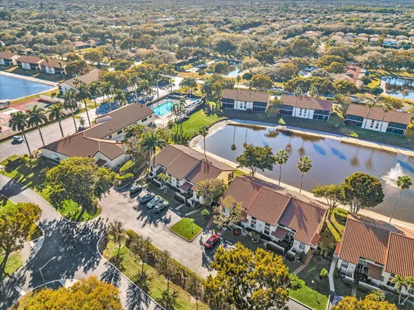 $269,800 | 10215 North Circle Lake Drive, Unit 201, Boynton Beach, FL 33437