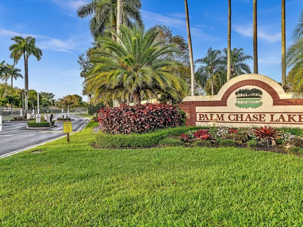 $269,800 | 10215 North Circle Lake Drive, Unit 201, Boynton Beach, FL 33437