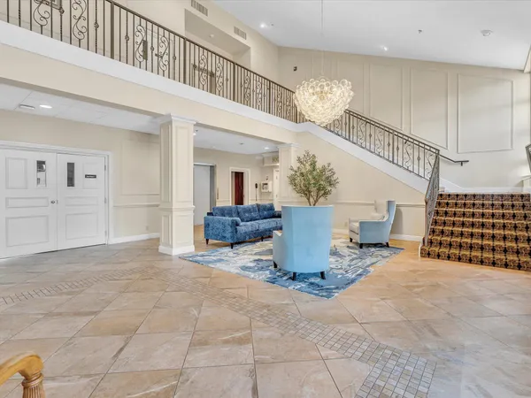 $269,800 | 10215 North Circle Lake Drive, Unit 201, Boynton Beach, FL 33437