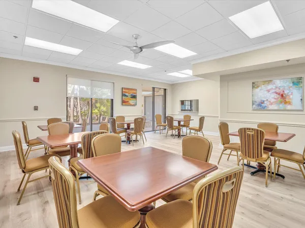 $269,800 | 10215 North Circle Lake Drive, Unit 201, Boynton Beach, FL 33437