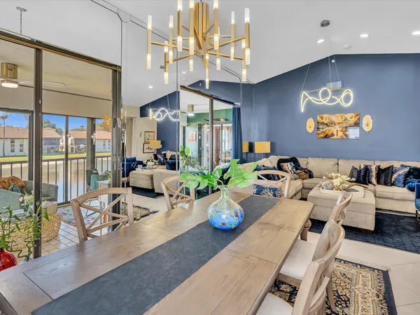 $269,800 | 10215 North Circle Lake Drive, Unit 201, Boynton Beach, FL 33437