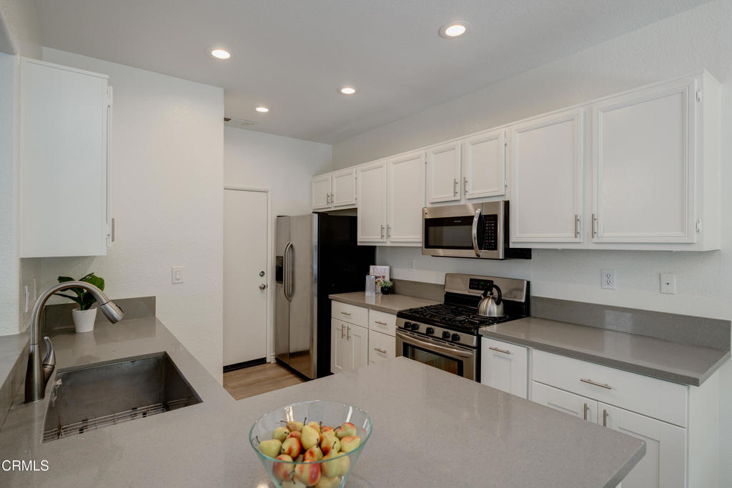 1099 Rosewalk Way Pasadena, CA 91103 - Photo 17 of 62 SSR_1099Rosewalk_025_FLEXMLS