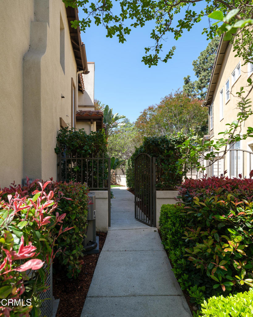 1099 Rosewalk Way Pasadena, CA 91103 - Photo 53 of 62 SSR_1099Rosewalk_009_FLEXMLS