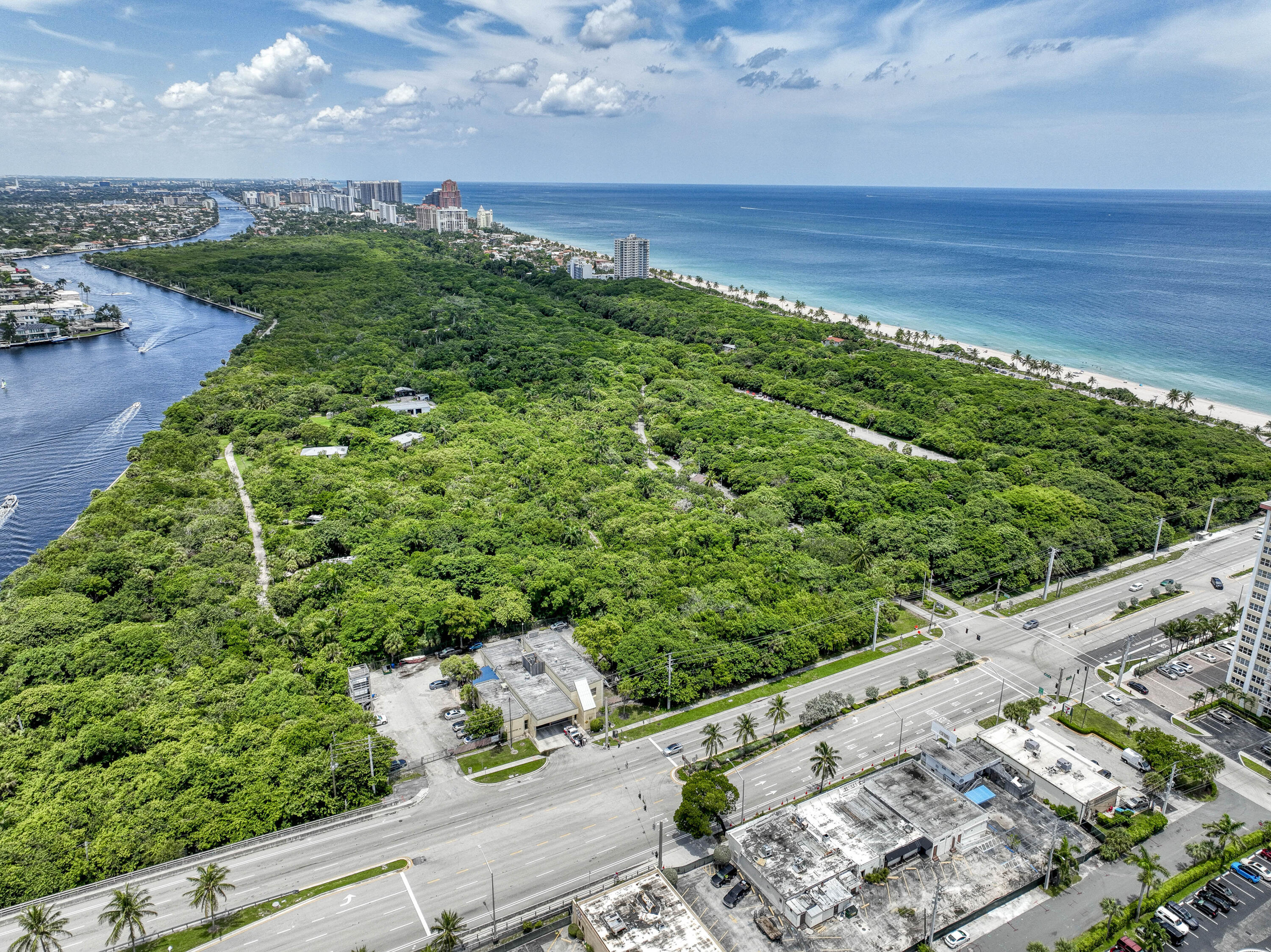 901 North Birch Road, Unit D10 Fort Lauderdale, FL 33304 - Photo 17 of 20 a view of a street with an ocean