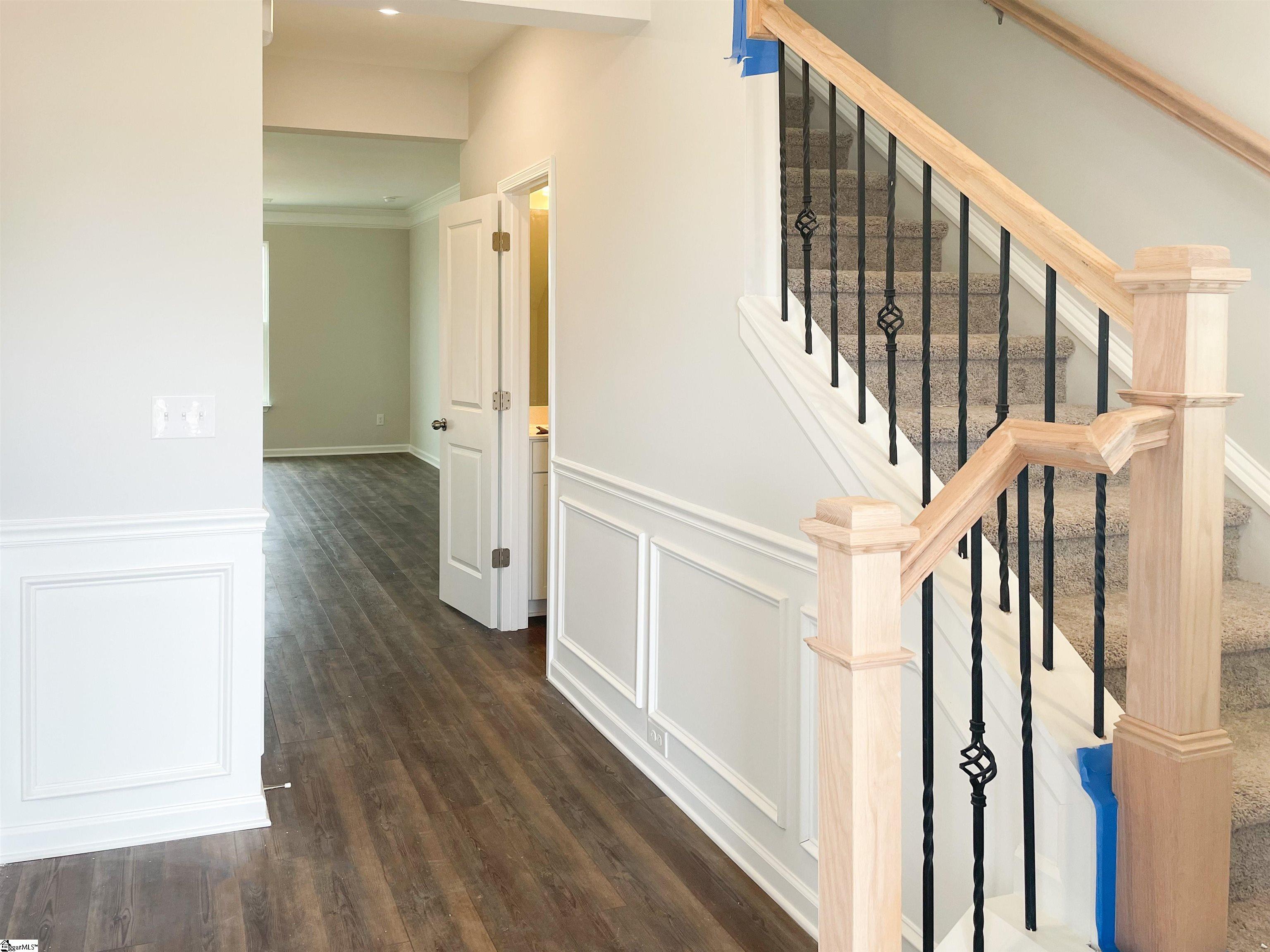 106 Pendergast Road Greenville, SC 29605 - Photo 2 of 20 Gallery Image 2