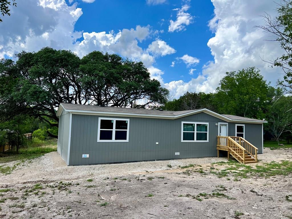 211 Sparkman Drive Kerrville, TX 78028 - Photo 1 of 1 Main View