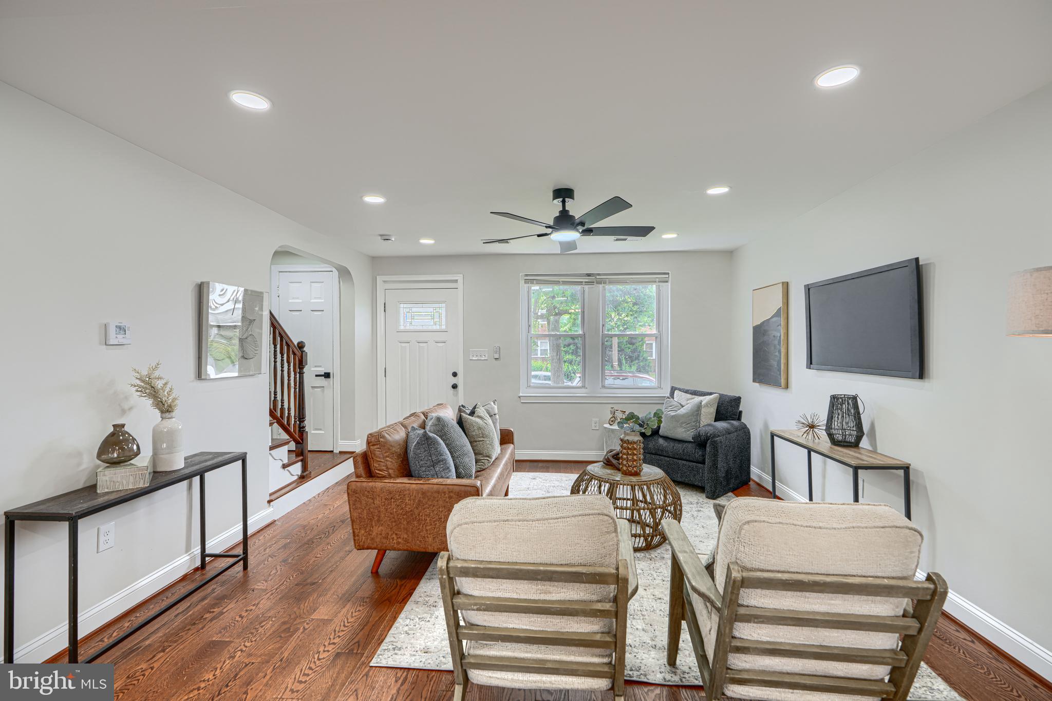 260 Ridge Avenue Towson, MD 21286 - Photo 8 of 39