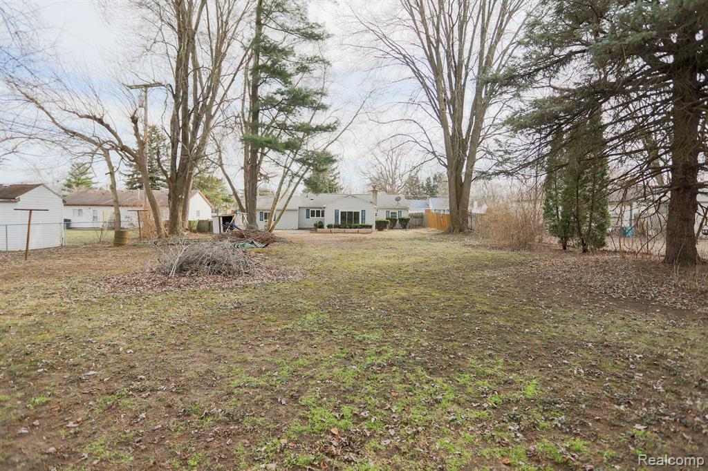 8267 21 Mile Road Shelby, MI 48317 - Photo 12 of 14