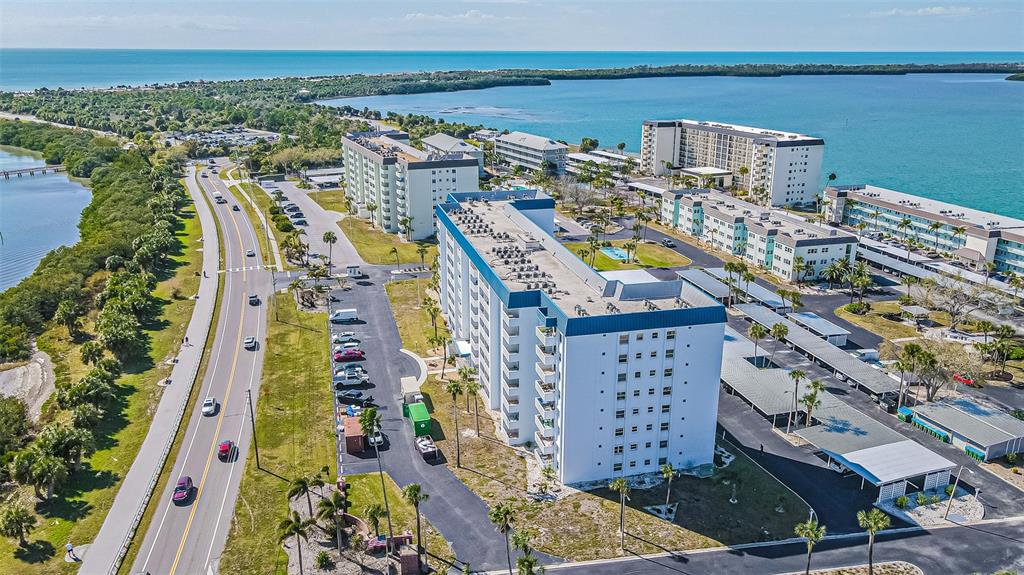 7 Elgin Place, Unit 301 Dunedin, FL 34698 - Photo 31 of 35 aerial view of a city