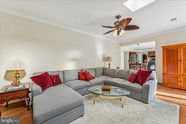 $825,000 | 1551 Brownsville Drive, Herndon, VA 20170