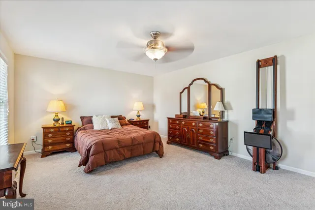 $825,000 | 1551 Brownsville Drive, Herndon, VA 20170