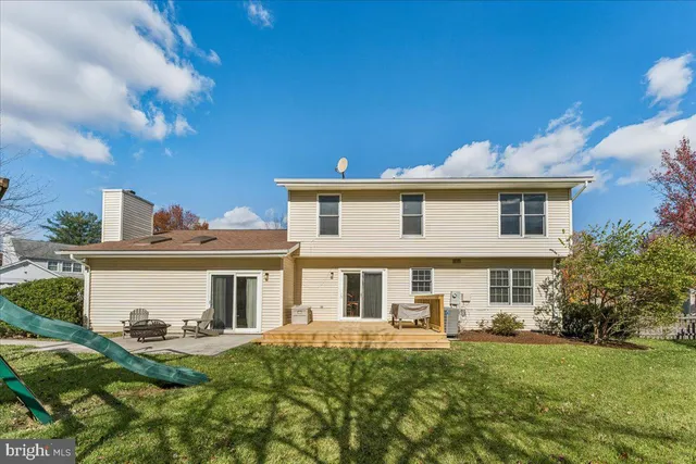 $825,000 | 1551 Brownsville Drive, Herndon, VA 20170