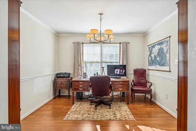 $825,000 | 1551 Brownsville Drive, Herndon, VA 20170