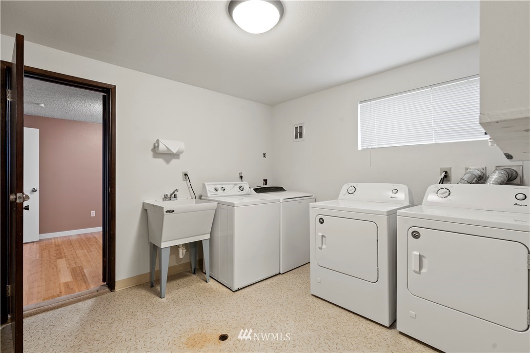 337 3rd Avenue South, Unit 101 Edmonds, WA 98020 - Photo 15 of 21 Gallery Image 15
