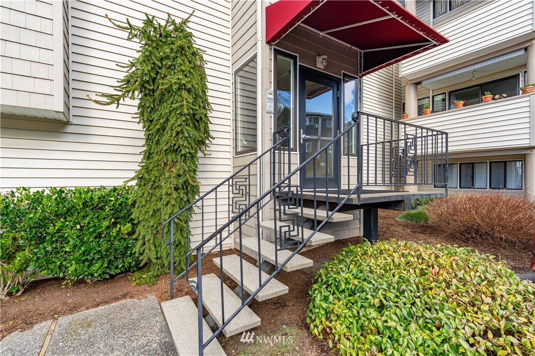 337 3rd Avenue South, Unit 101 Edmonds, WA 98020 - Photo 17 of 21 Gallery Image 17