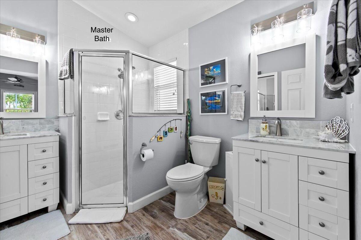 2776 Southwest Riviera Road Stuart, FL 34997 - Photo 30 of 62 Master Bathroom