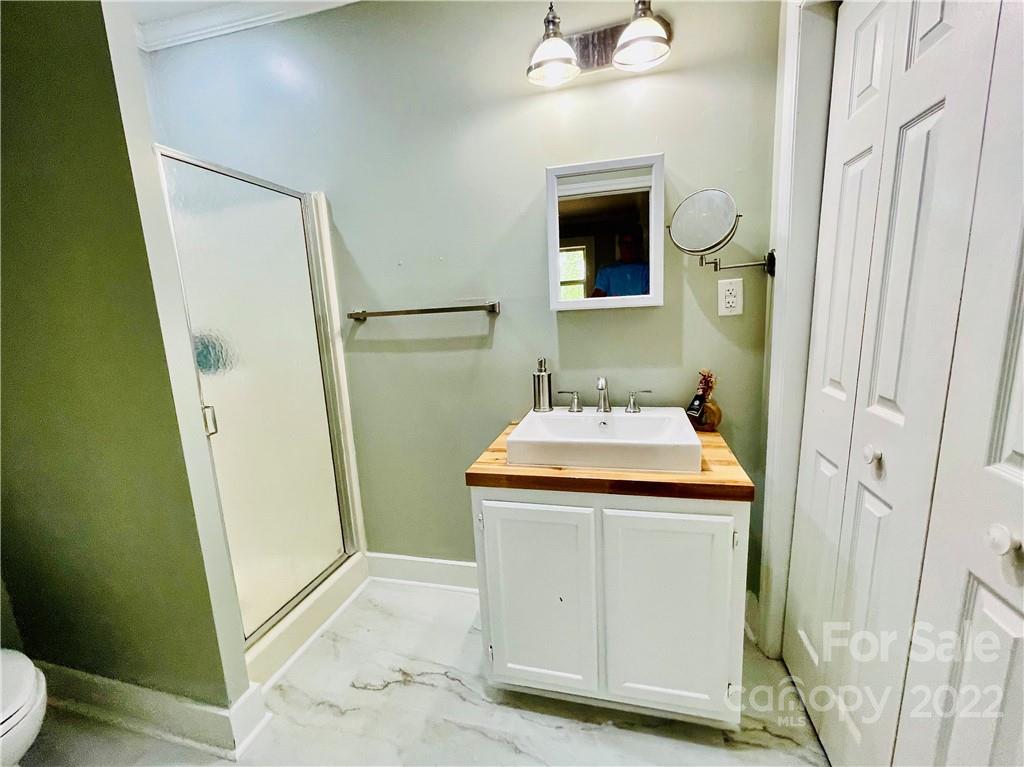 1645 Amherst Road Morganton, NC 28655 - Photo 21 of 23 Gallery Image 21