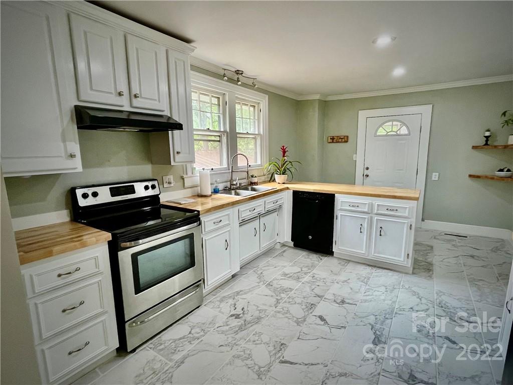 1645 Amherst Road Morganton, NC 28655 - Photo 10 of 23 Gallery Image 10