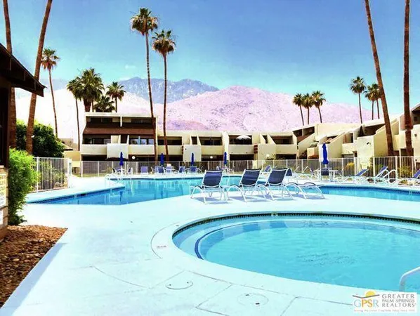 $2,250 | 1655 East Palm Canyon Drive, Unit 812, Palm Springs, CA 92264