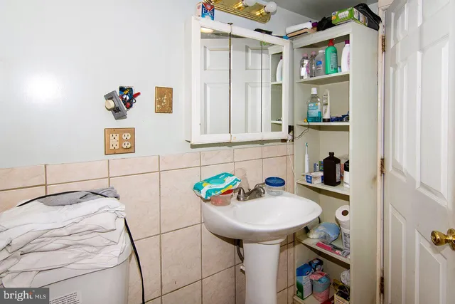 $249,900 | 330 East Broadway, Salem, NJ 08079