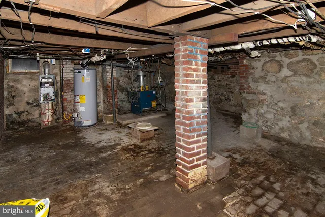 $249,900 | 330 East Broadway, Salem, NJ 08079