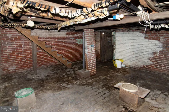 $249,900 | 330 East Broadway, Salem, NJ 08079